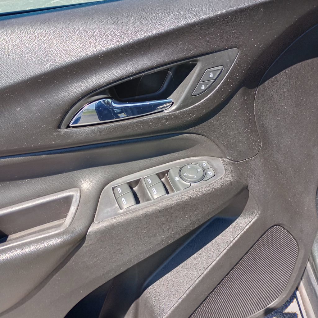 Used 2019 Chevrolet Equinox LT AWD/4WD image 12