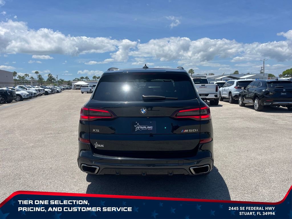 Used 2022 BMW X5 M50i w/ Parking Assistance Package AWD/4WD image 6