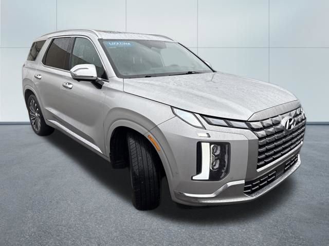 Used 2024 Hyundai Palisade Calligraphy image 5