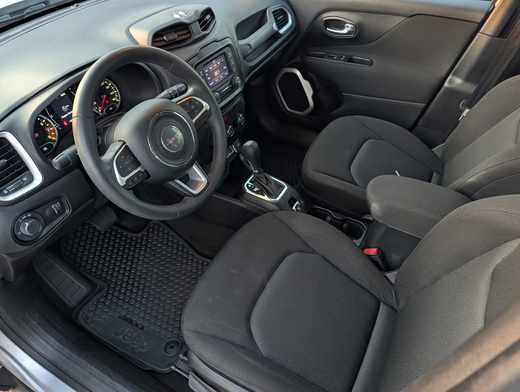 Used 2018 Jeep Renegade Sport w/ Power & Air Group image 11