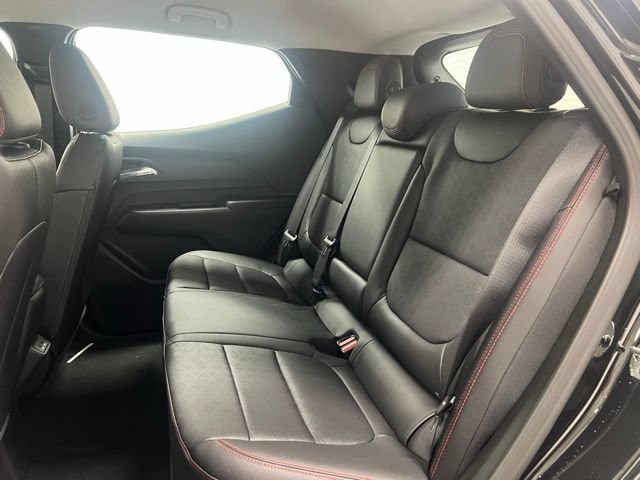 New 2027 Chevrolet Bolt RS FWD image 14