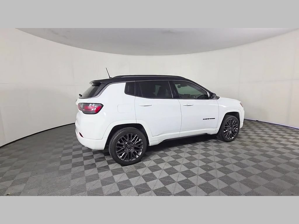 Used 2022 Jeep Compass High Altitude AWD/4WD image 39