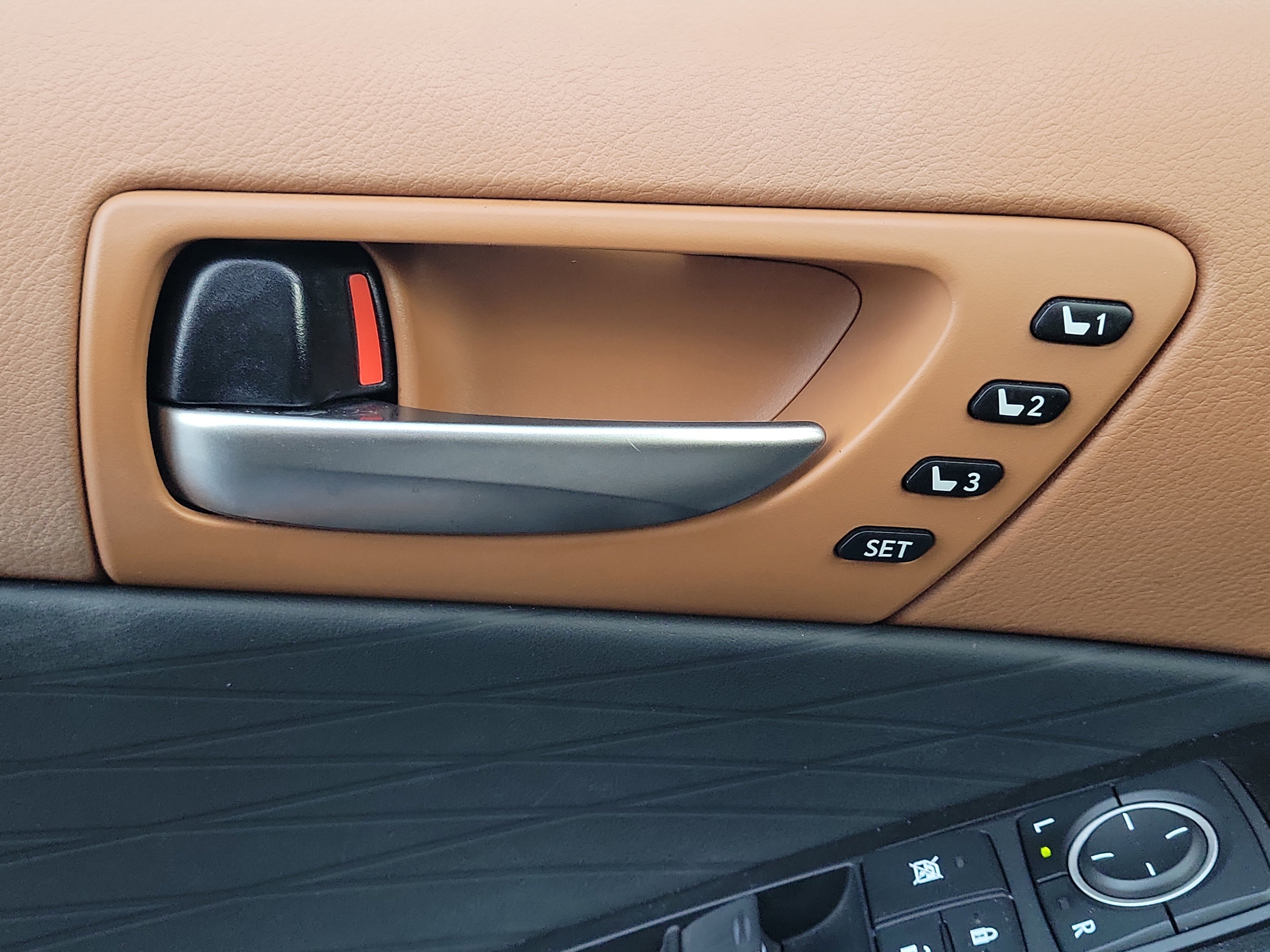 Certified 2023 Lexus IS 300 w/ Premium Package RWD image 18