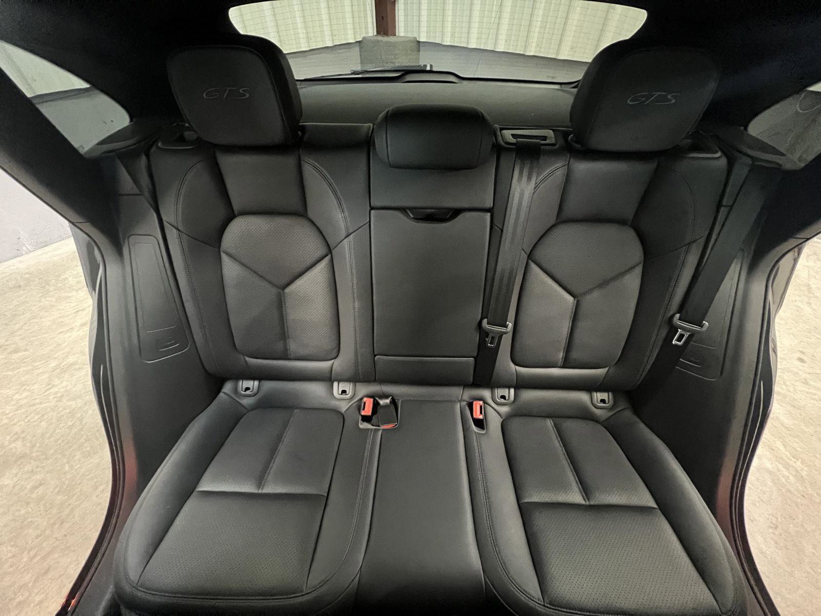 Used 2017 Porsche Macan GTS image 34