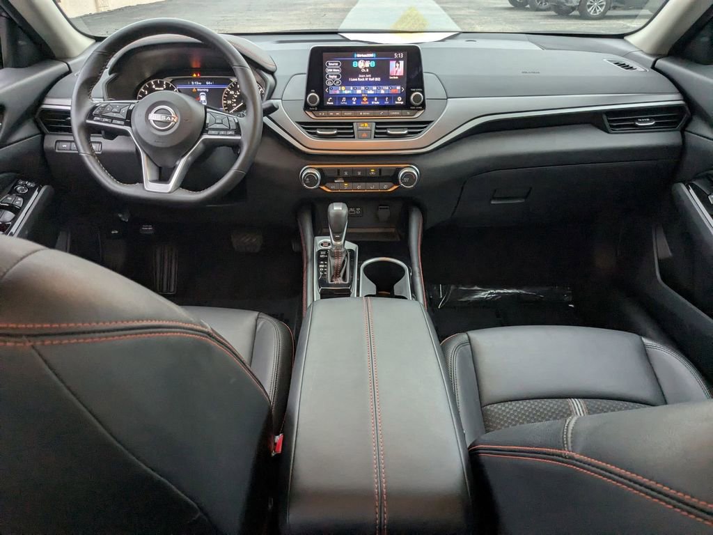 Used 2025 Nissan Altima 2.5 SR image 27