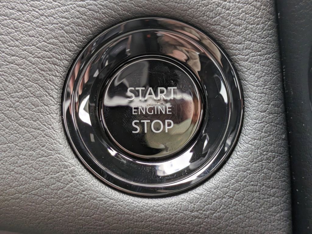 New 2025 Nissan Armada SL w/ Captain's Chari Seat Package image 28