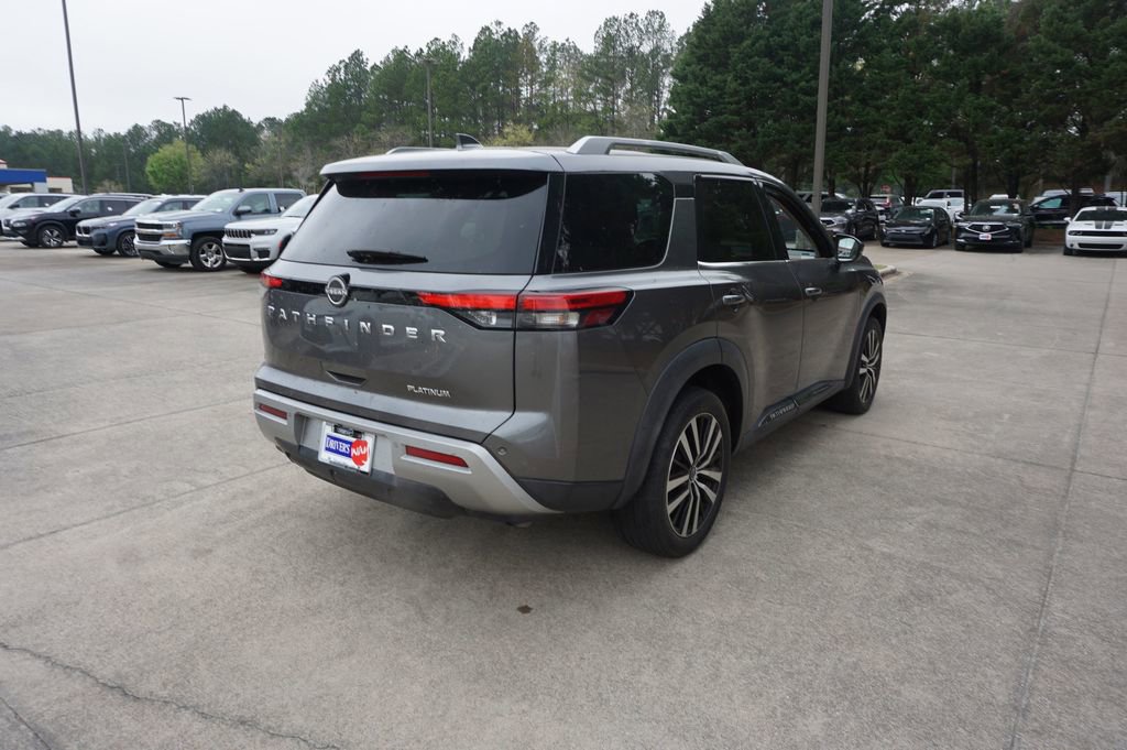 Used 2023 Nissan Pathfinder Platinum image 25