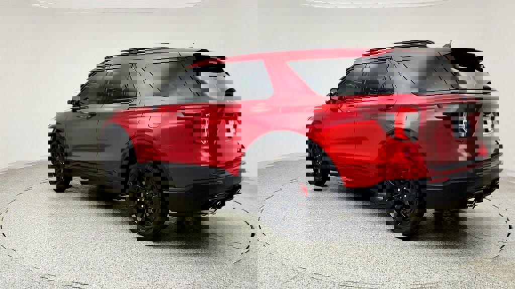 Used 2023 Ford Explorer ST w/ Equipment Group 401A image 7