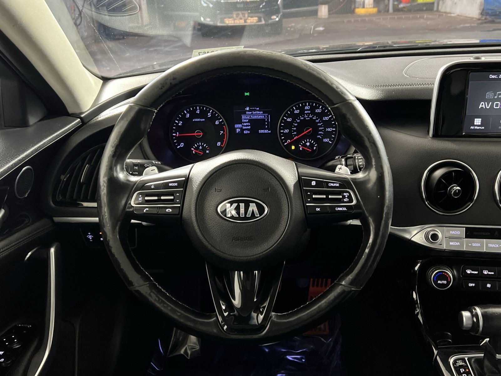 Used 2019 Kia Stinger image 16
