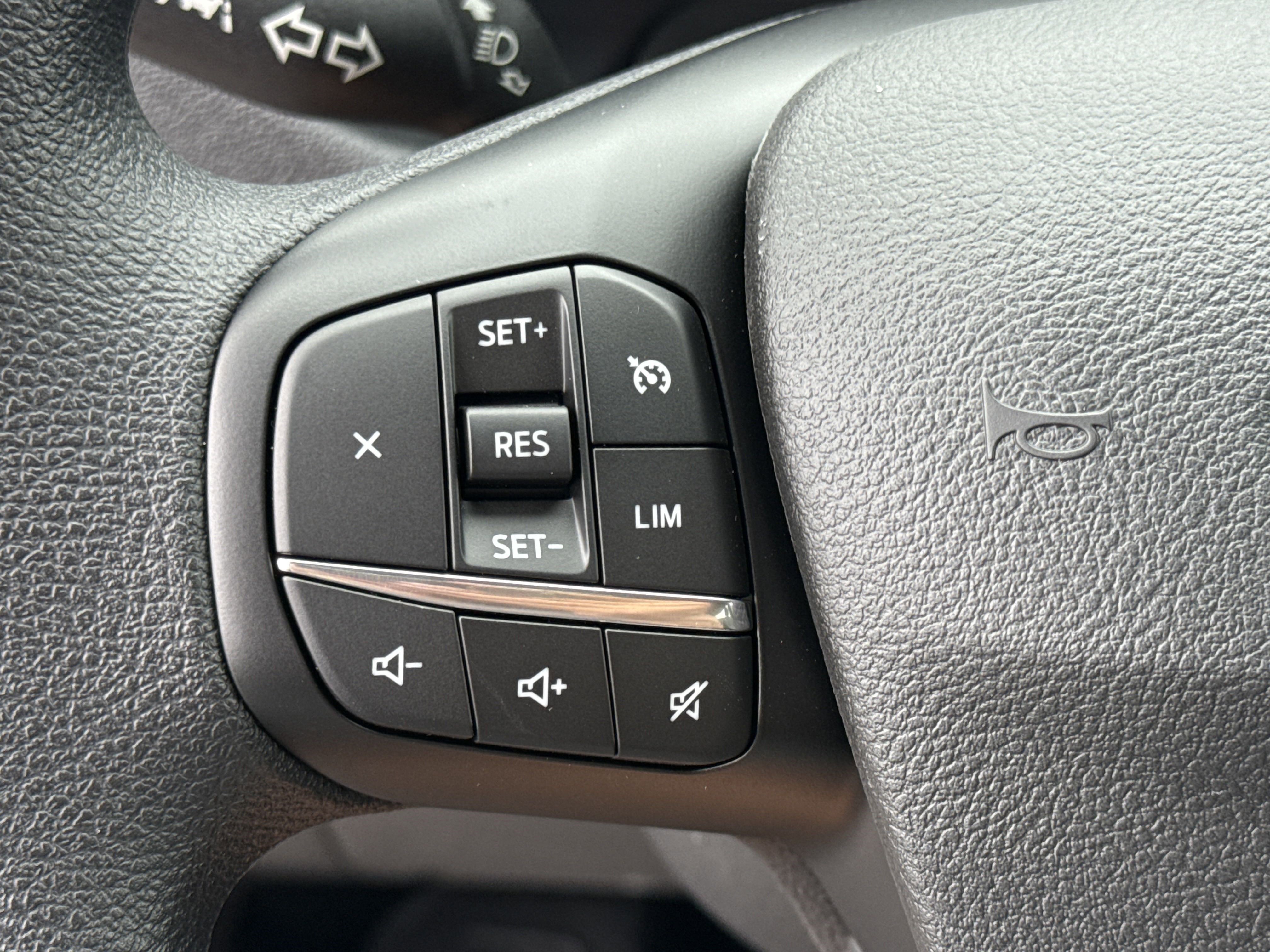 New 2025 Ford Transit 350 XL image 22