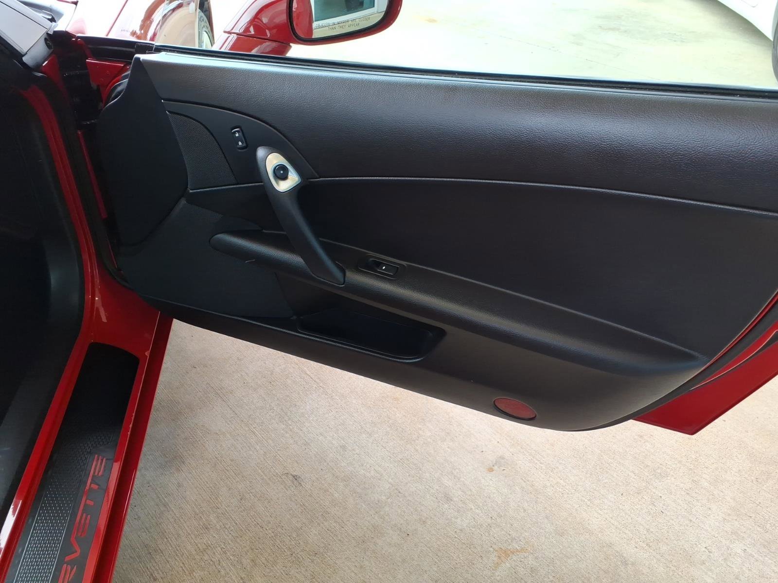 Used 2007 Chevrolet Corvette Convertible RWD image 8