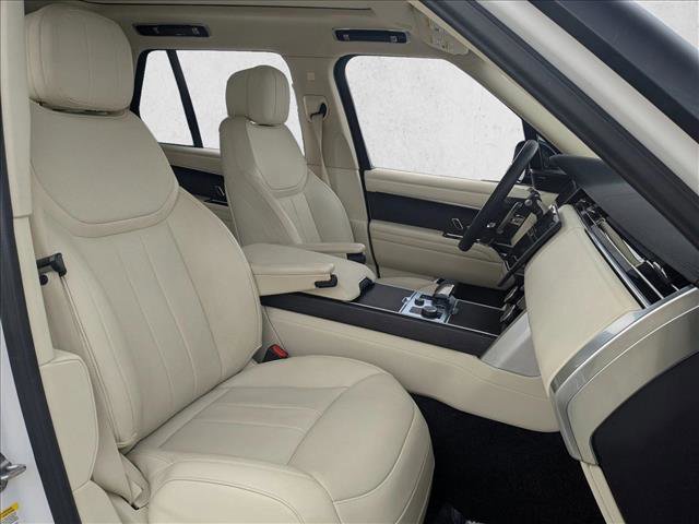 Used 2023 Land Rover Range Rover SE image 23