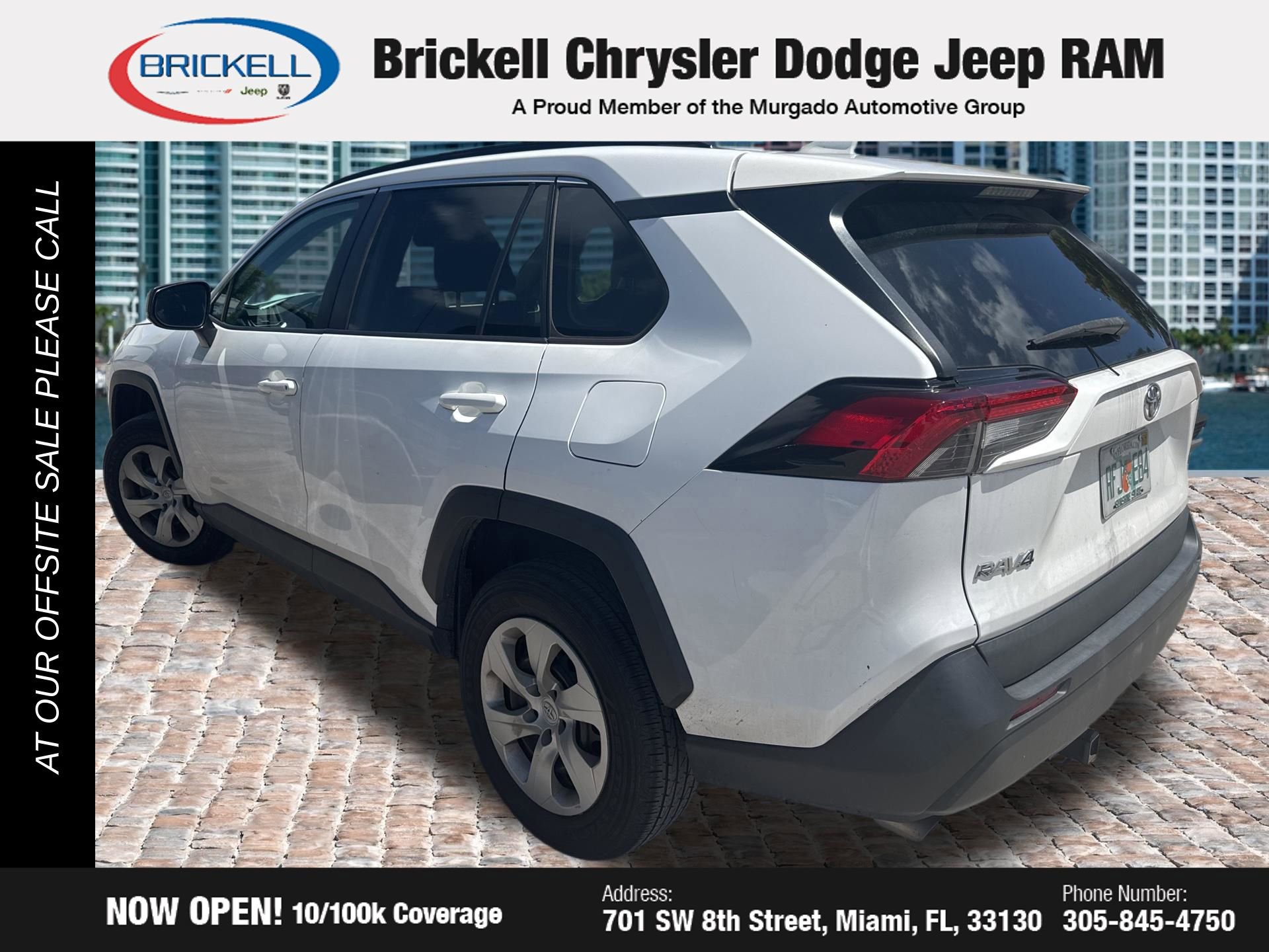 Used 2019 Toyota RAV4 LE image 3