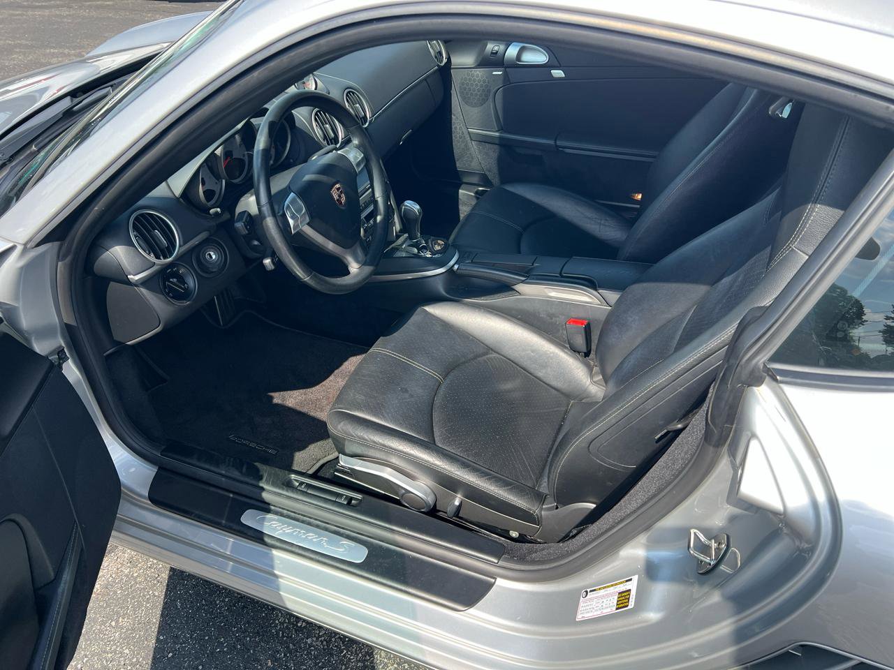Used 2006 Porsche Cayman S RWD image 9