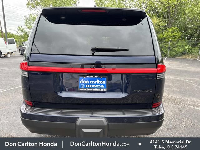 Used 2024 Lexus GX 550 w/ Cold Area Package image 5