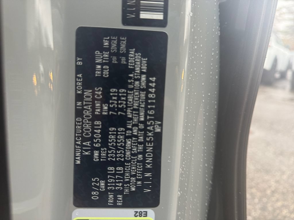 New 2026 Kia Carnival SX Prestige FWD image 24