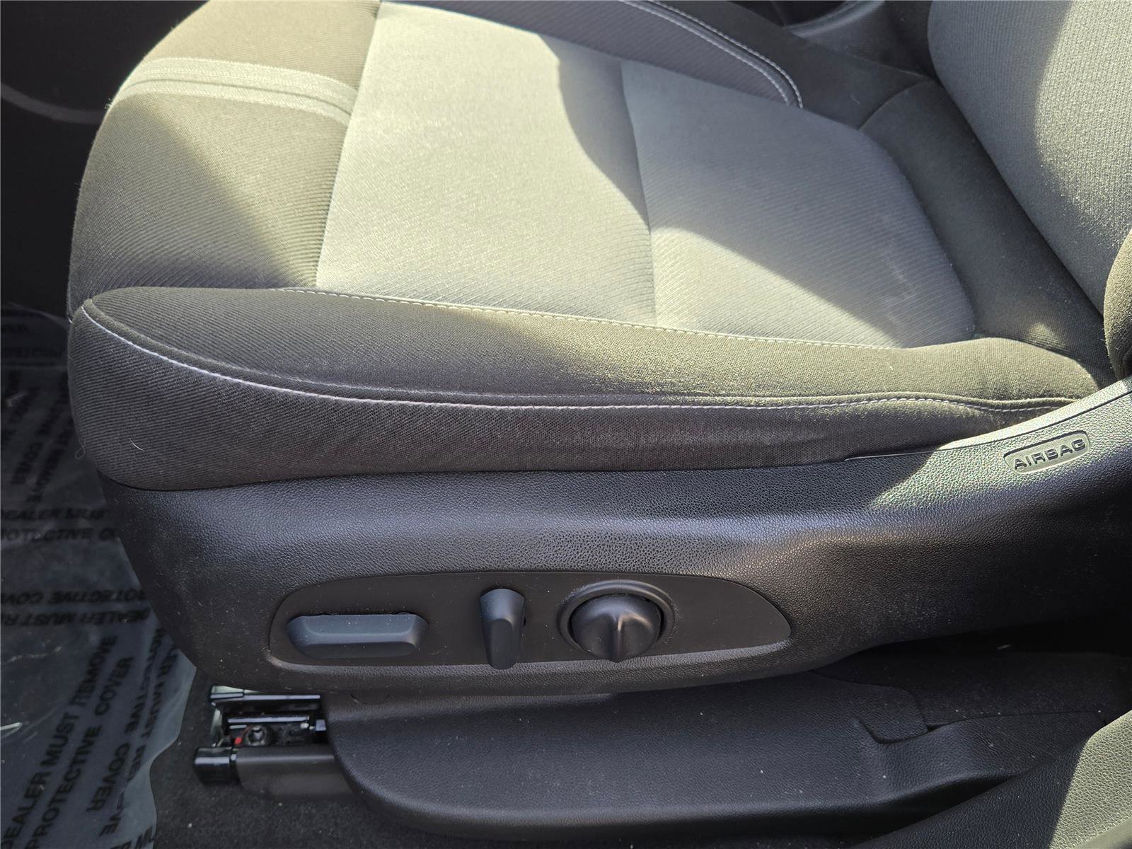 Used 2023 Chevrolet Blazer LT w/ Driver Confidence Package image 16