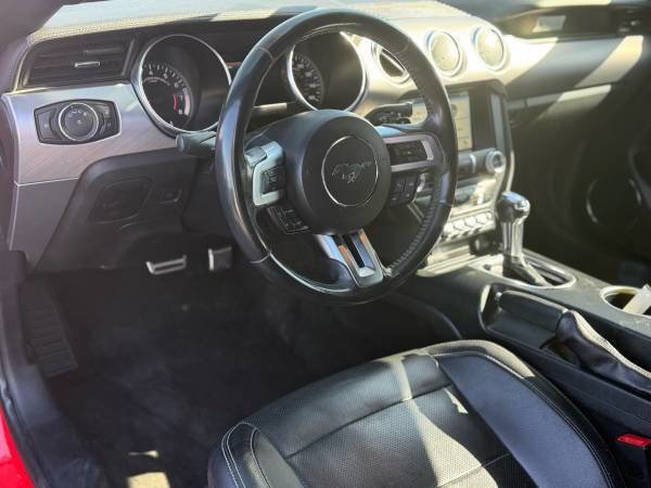 Used 2018 Ford Mustang Premium RWD image 8