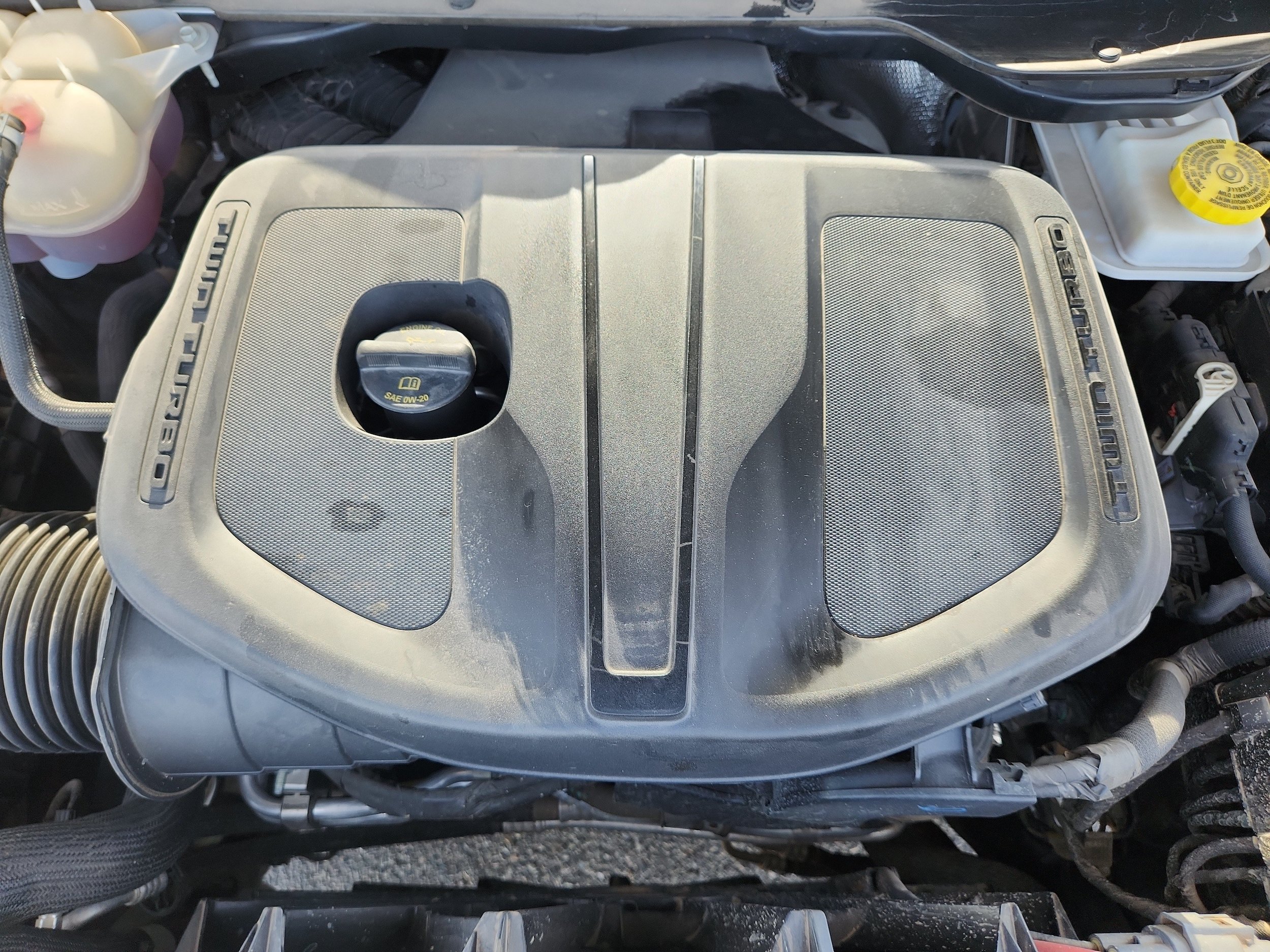 Used 2025 RAM 1500 Laramie AWD/4WD image 26