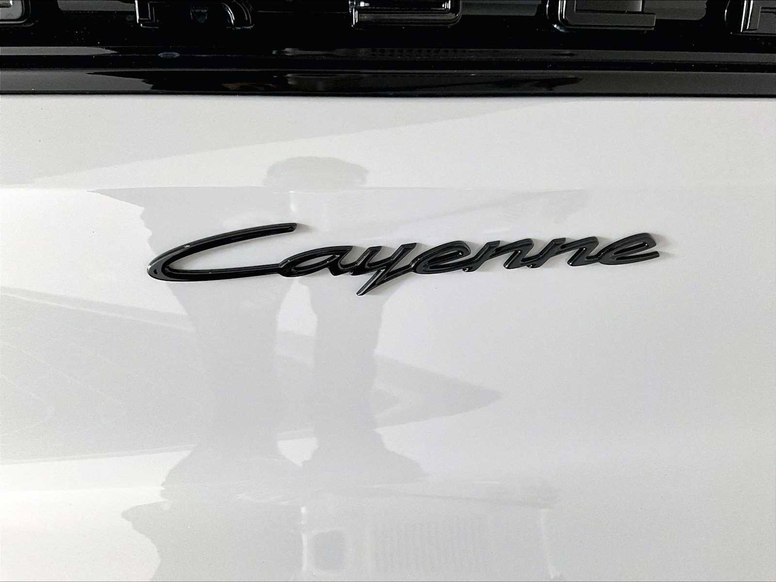 New 2026 Porsche Cayenne AWD/4WD image 33