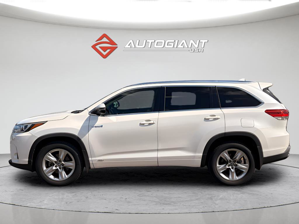 Used 2017 Toyota Highlander Limited AWD/4WD image 3