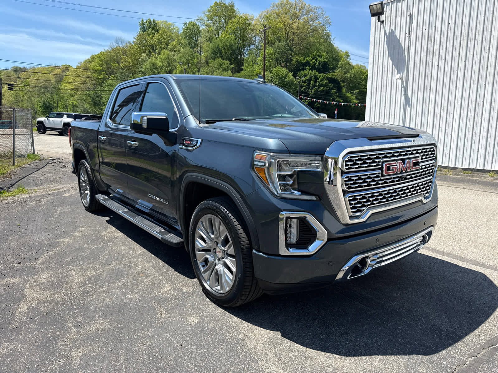 Used 2020 GMC Sierra 1500 Denali w/ Technology Package AWD/4WD image 10