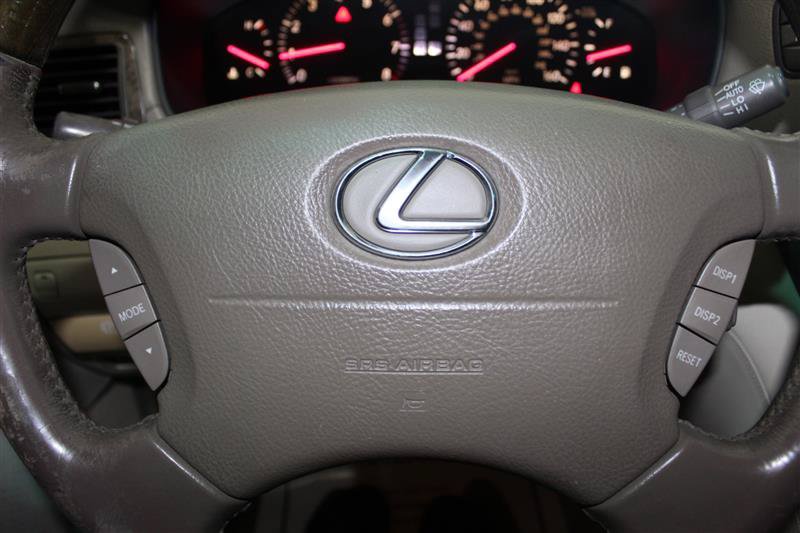 Used 2002 Lexus LS 430 RWD image 16