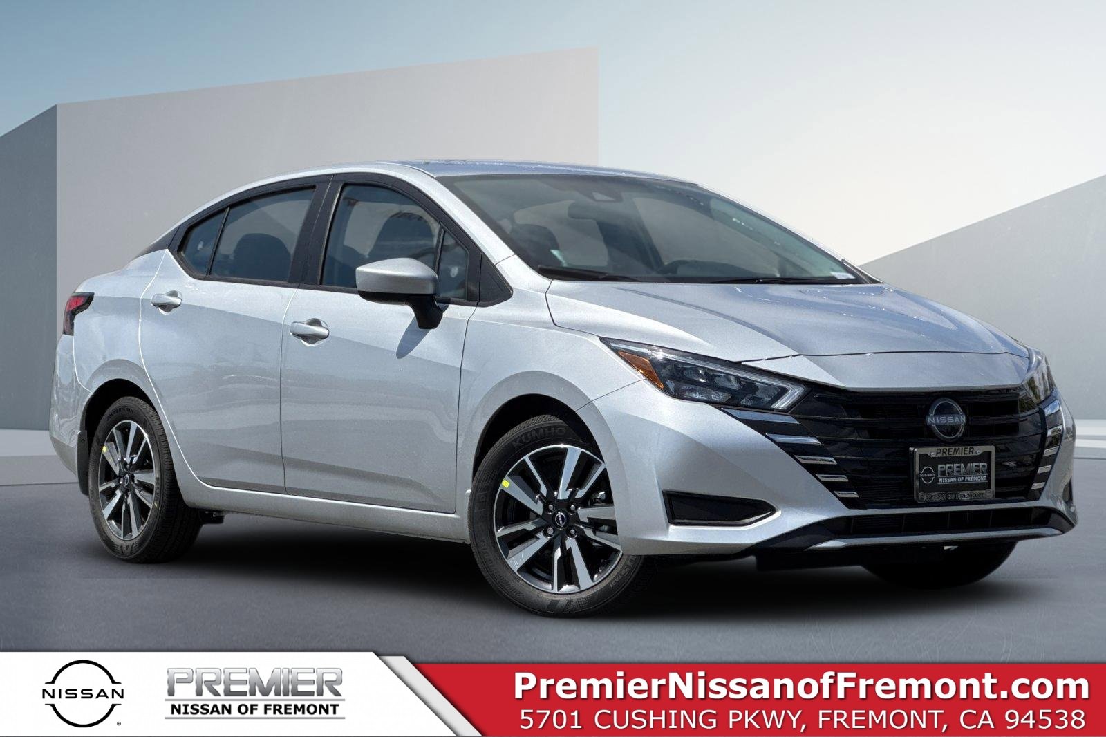 New 2025 Nissan Versa SV w/ Trunk Package video 1