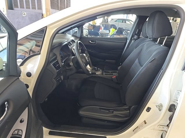 Used 2023 Nissan Leaf S FWD image 9