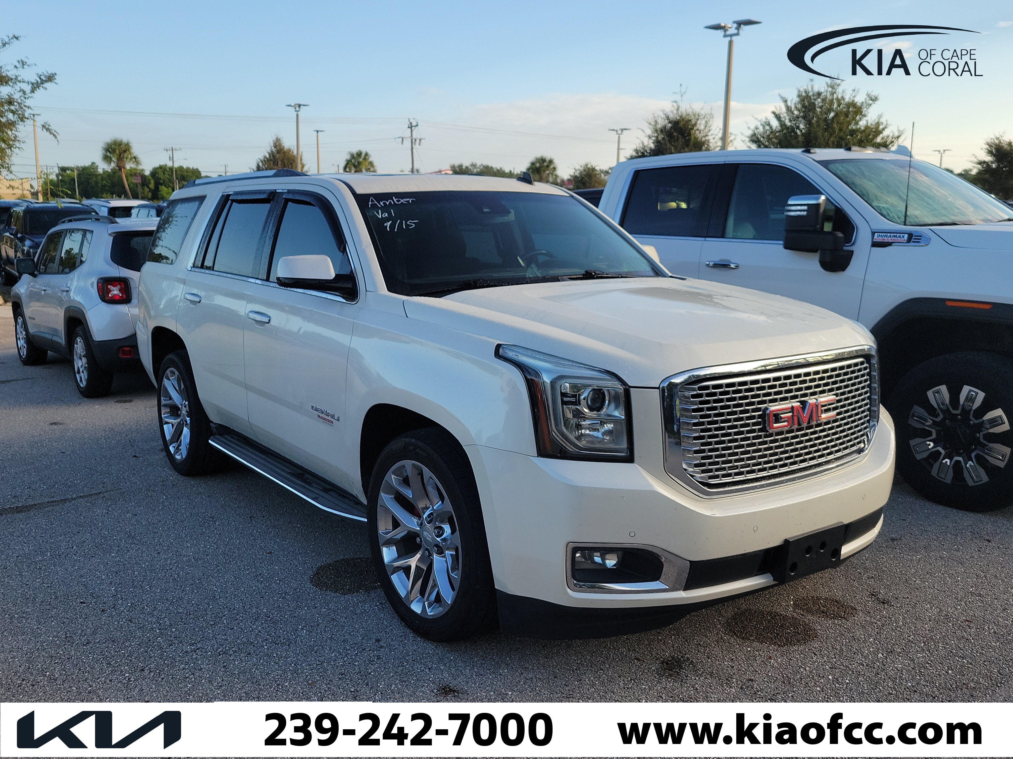 Used 2015 GMC Yukon Denali w/ Touring Package AWD/4WD video 1