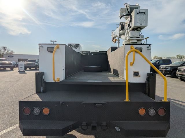 New 2026 Ford F550 4x4 Regular Cab Super Duty image 18