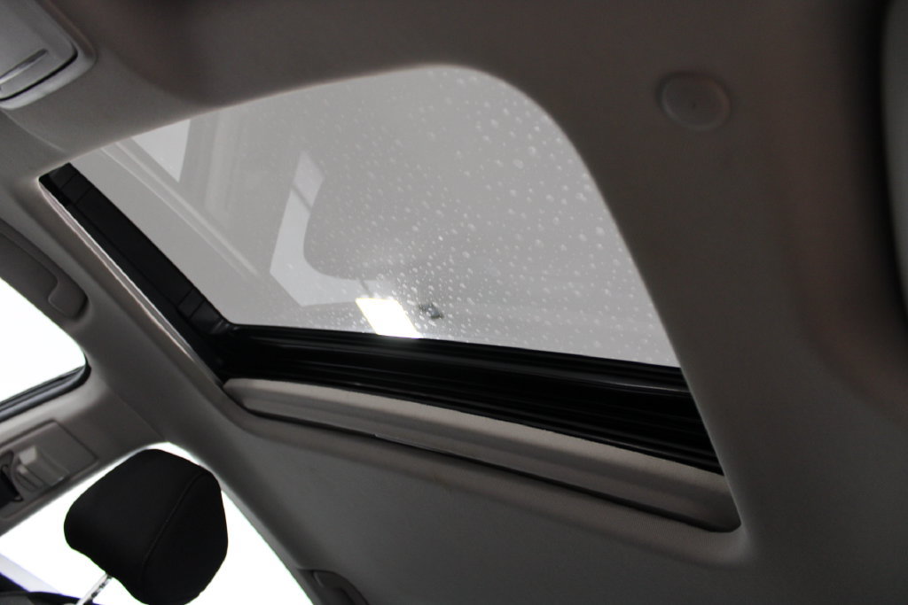 Used 2025 Honda Accord SE image 47