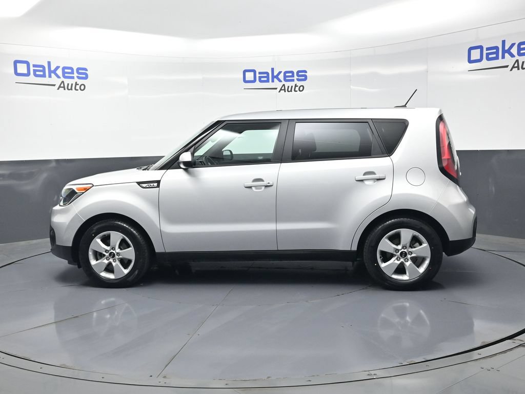 Used 2017 Kia Soul FWD image 4