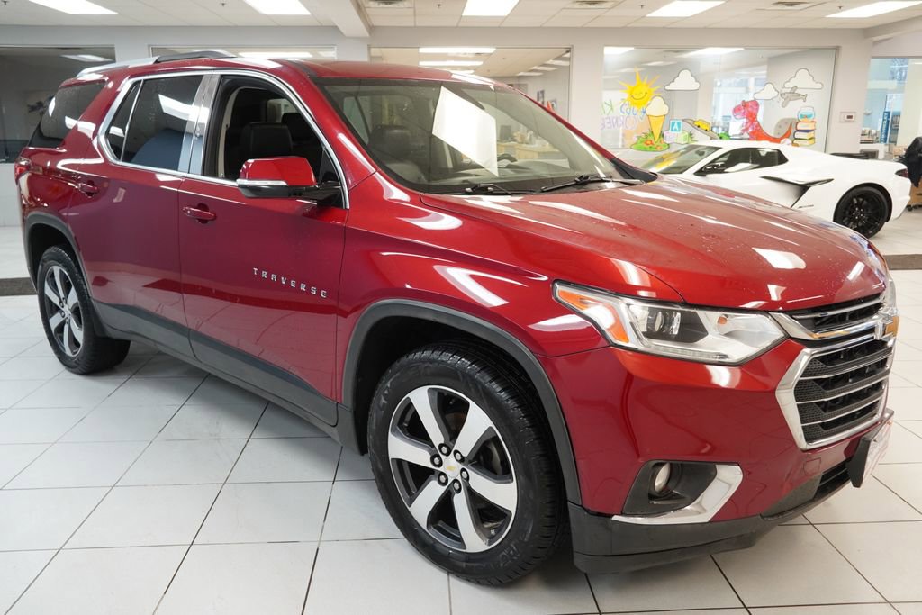 Used 2018 Chevrolet Traverse LT image 16