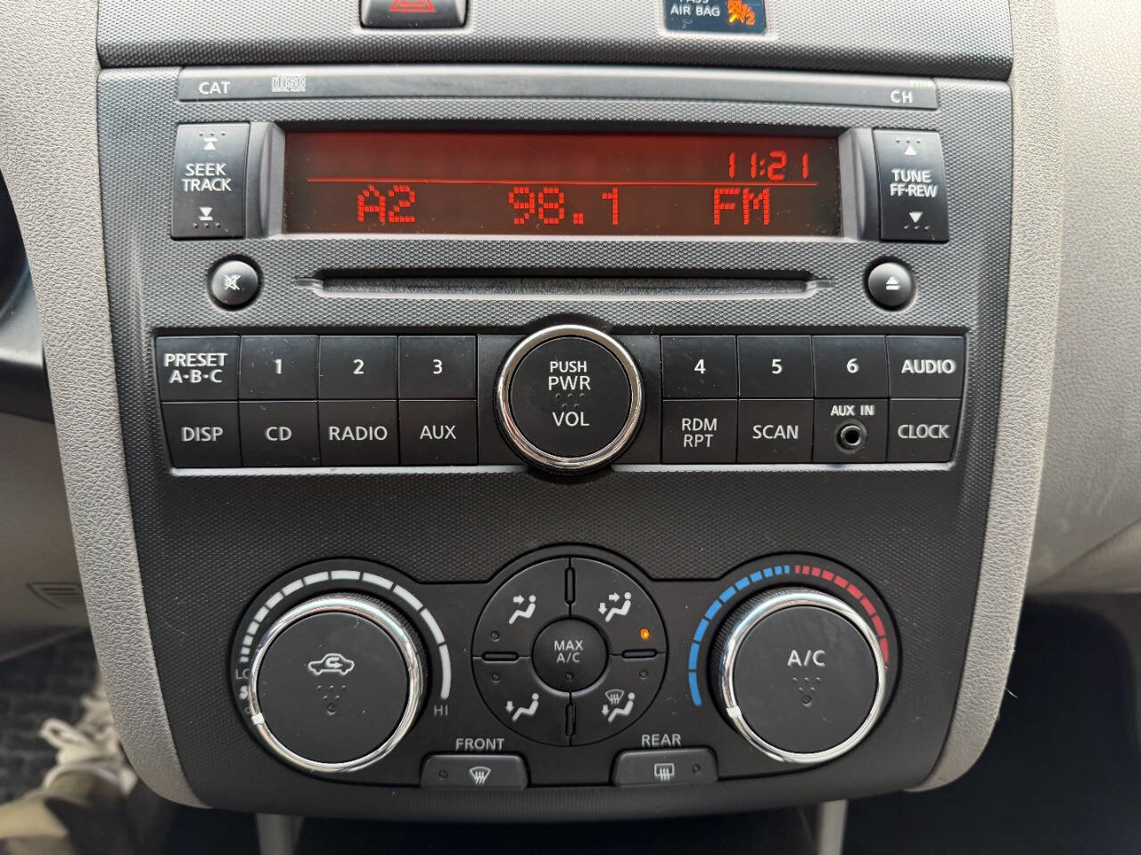 Used 2009 Nissan Altima 2.5 S w/ Convenience Pkg FWD image 31