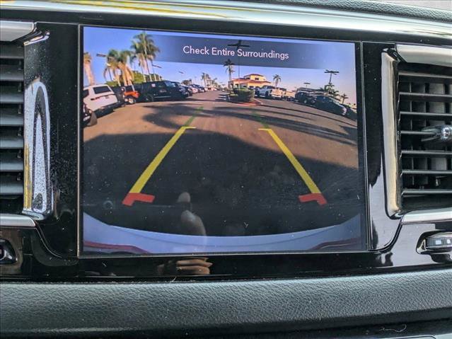 Used 2020 Chrysler Pacifica Touring-L w/ S Appearance Package image 15