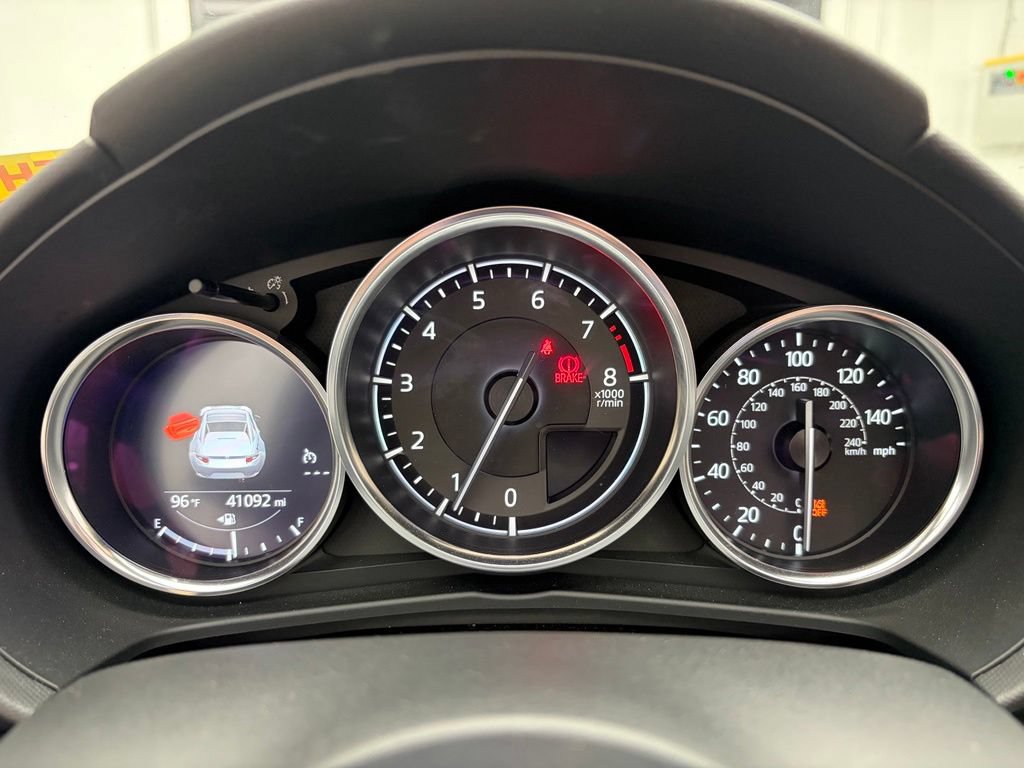 Used 2022 MAZDA MX-5 Miata RF Grand Touring RWD image 8