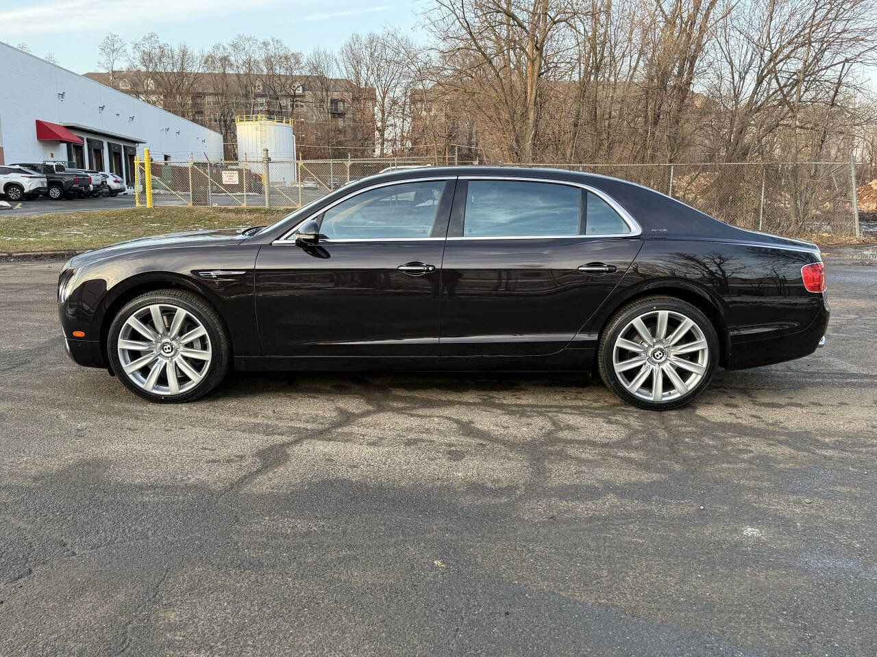 Used 2014 Bentley Flying Spur W12 image 2