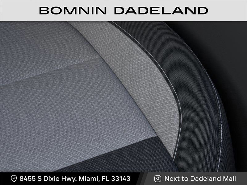 New 2025 Chevrolet Blazer LT image 22