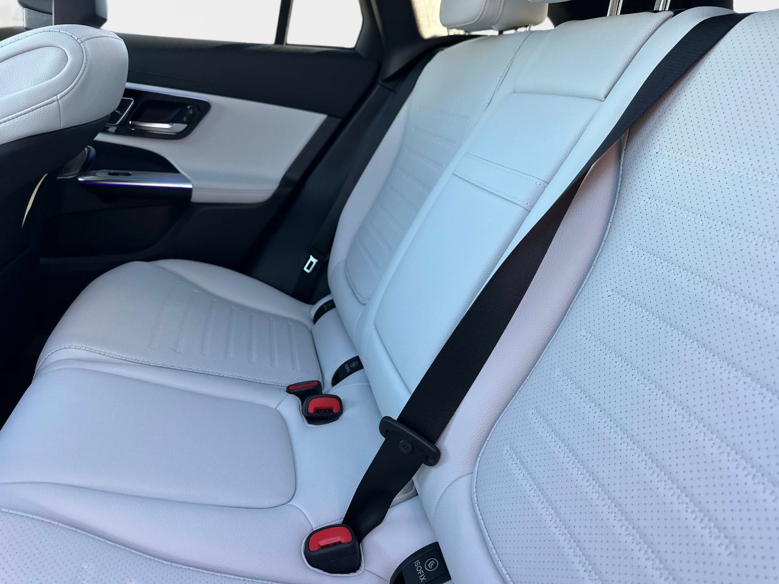 New 2026 Mercedes-Benz GLC 300 image 13