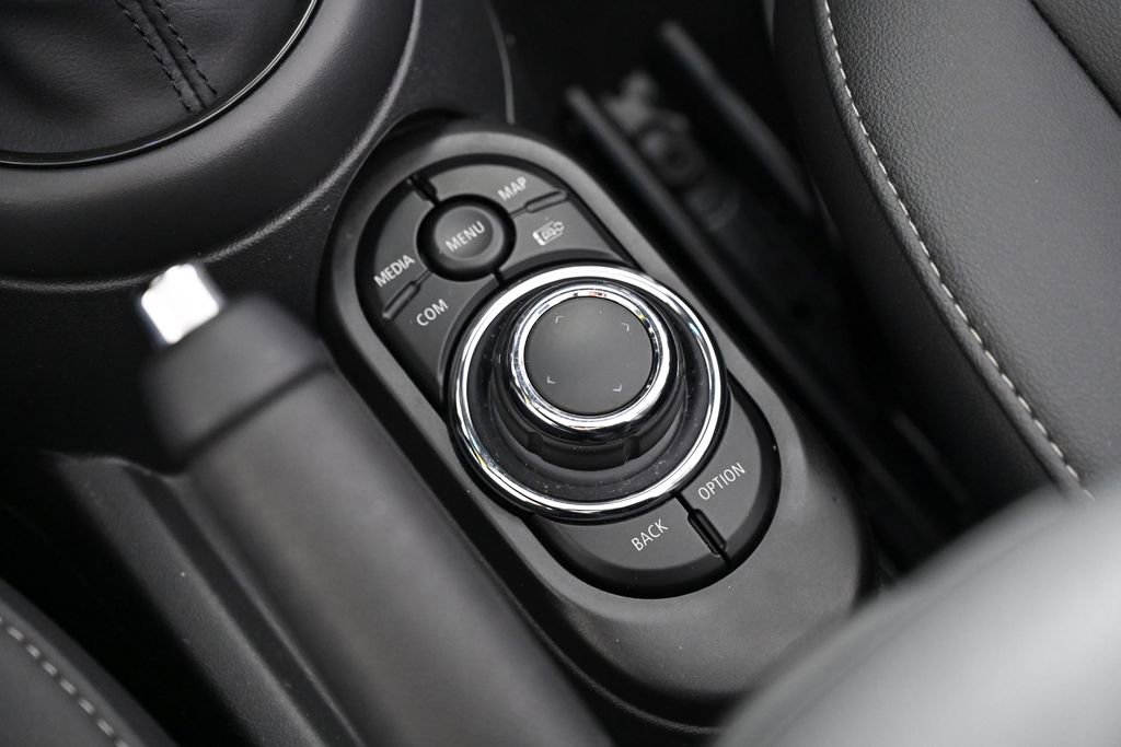 Used 2023 MINI Cooper Convertible image 25