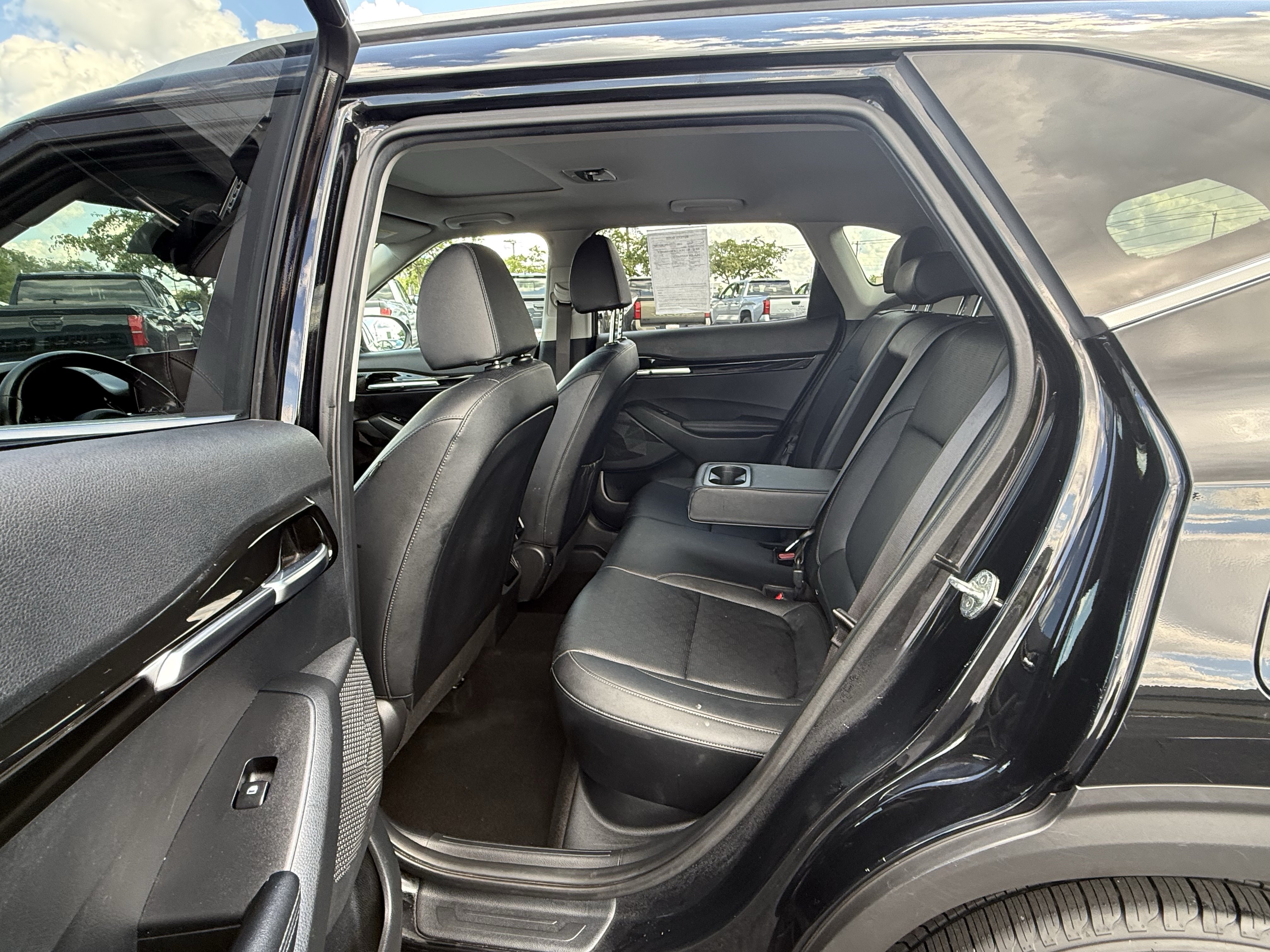 Used 2023 Kia Seltos EX AWD/4WD image 19