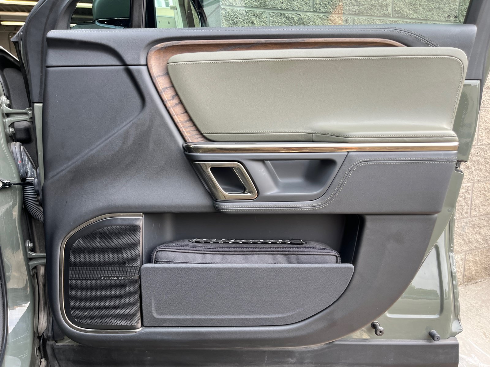 Used 2022 Rivian R1T Launch Edition AWD/4WD image 24