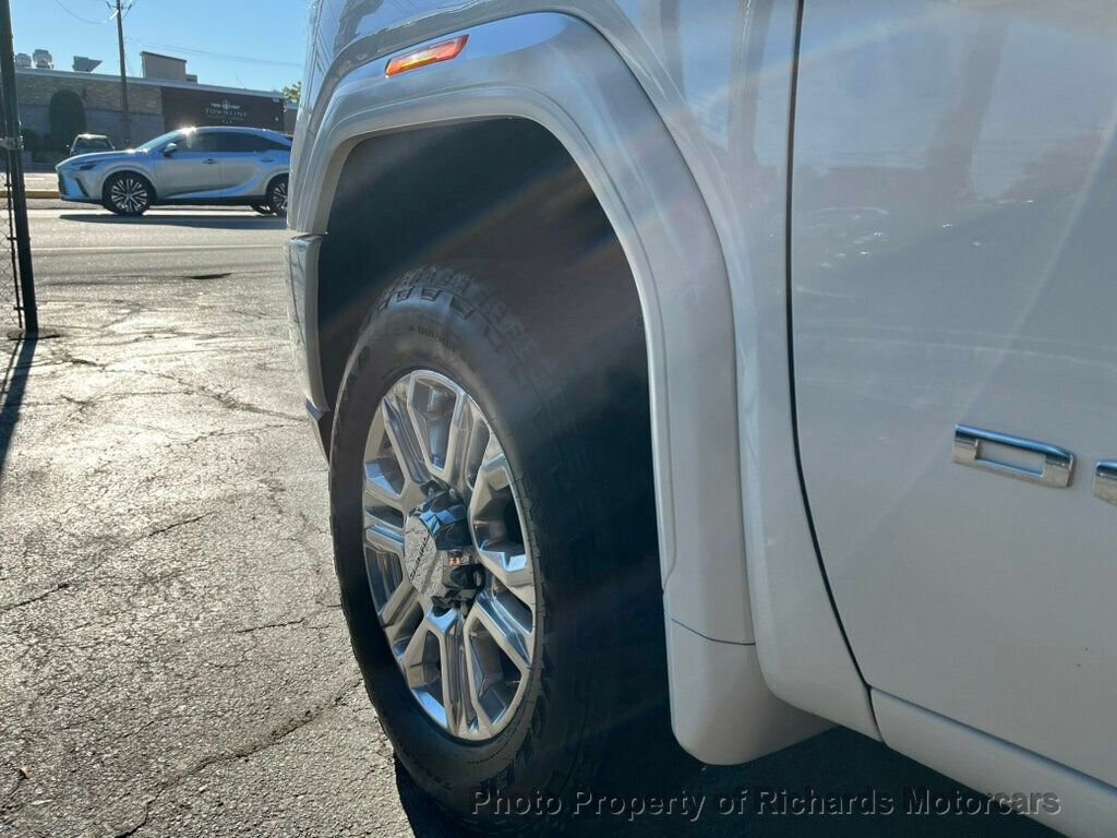 Used 2022 GMC Sierra 2500 Denali image 12