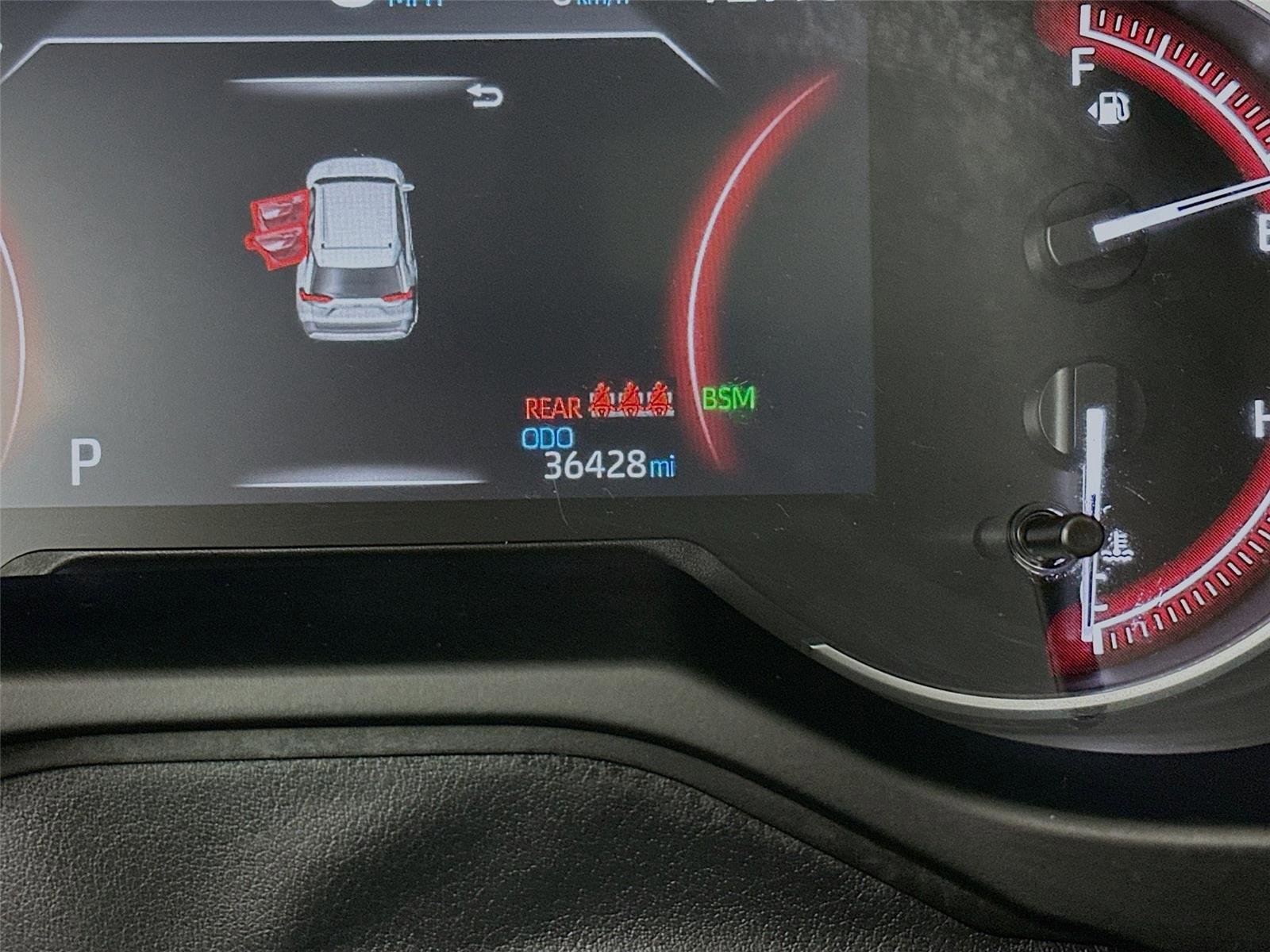 Used 2023 Toyota RAV4 XLE Premium image 13