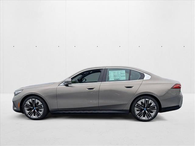 Used 2025 BMW i5 eDrive40i w/ Premium Package image 5