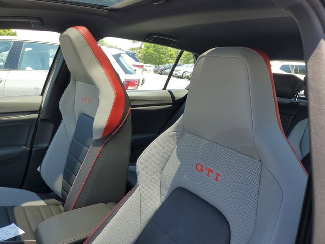 New 2026 Volkswagen GTI SE FWD image 16