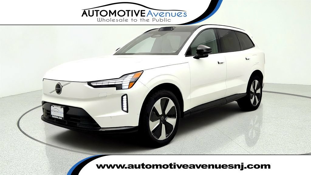 Used 2025 Volvo EX90 Plus