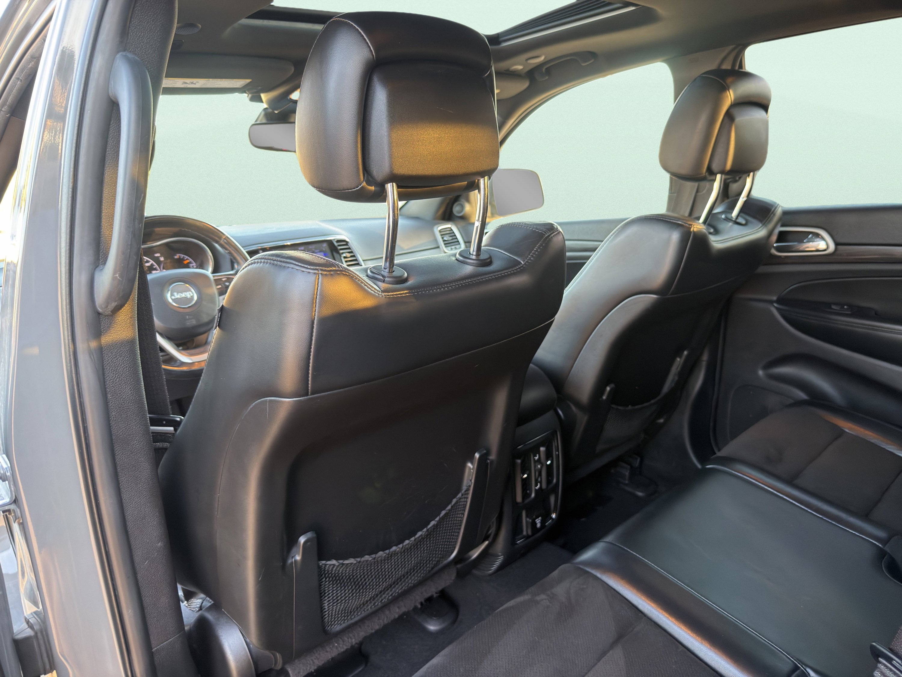 Used 2020 Jeep Grand Cherokee Altitude image 20