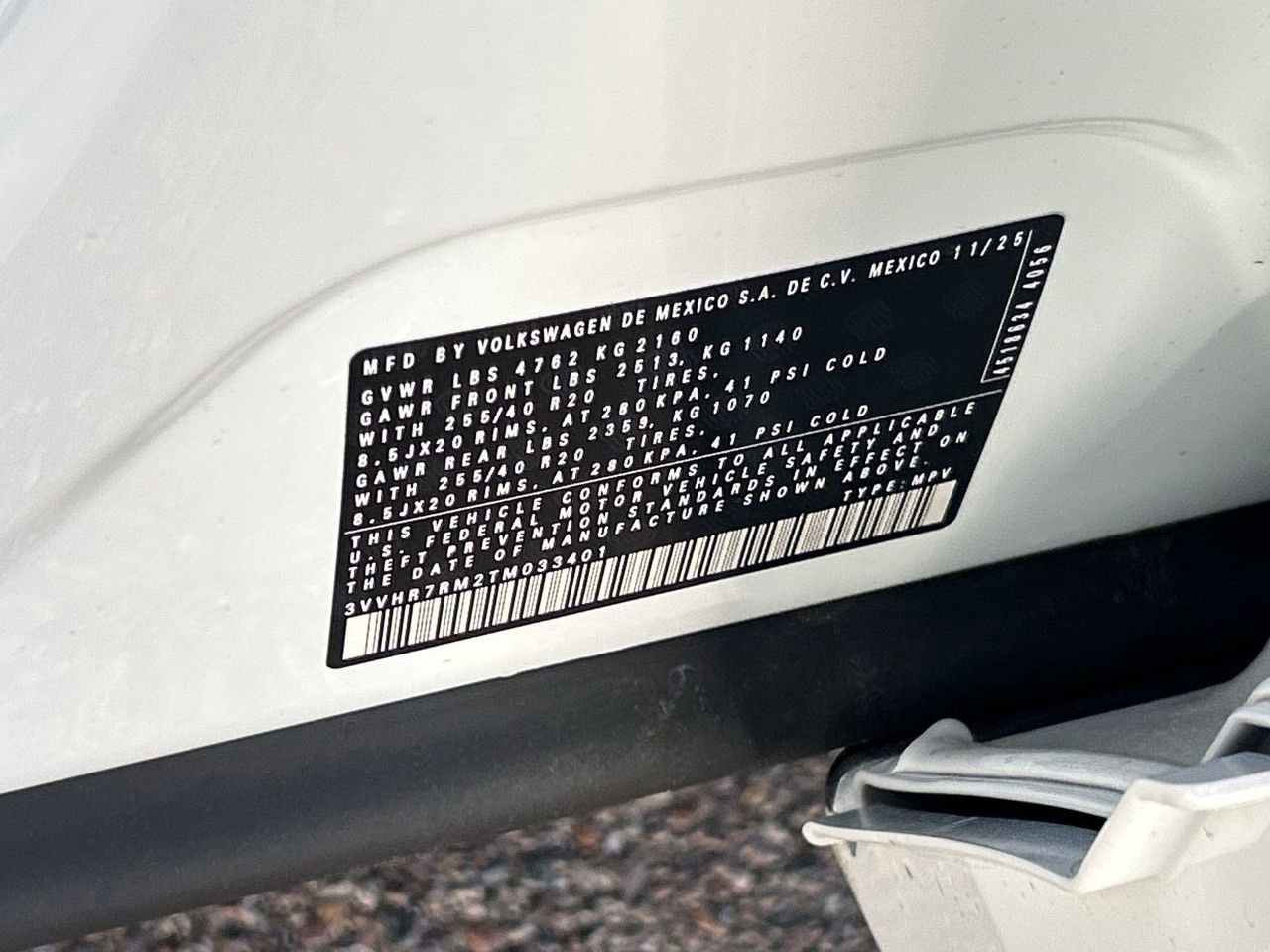 New 2026 Volkswagen Tiguan SE R-Line image 28